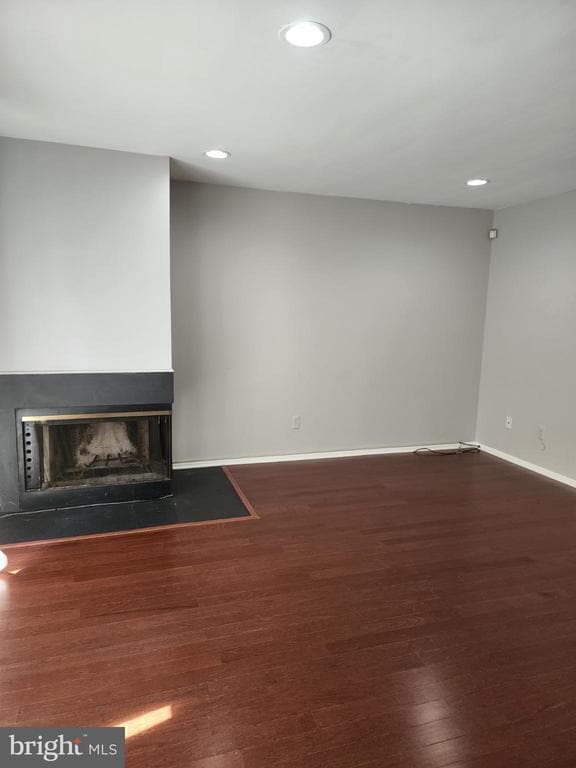 Building Photo - 182 Scobee Ln