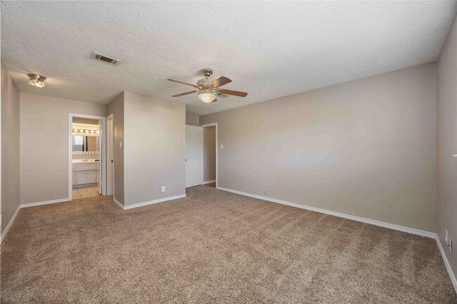 Building Photo - 5411 Mossy Timbers Dr