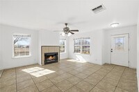 Building Photo - 201 Green Oaks Loop