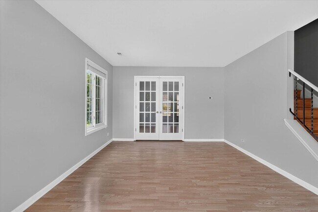 Building Photo - 901 Ashford Ln