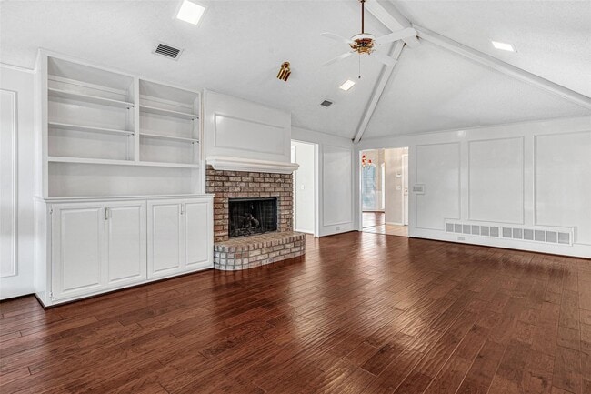 Building Photo - 4445 Jenning Dr