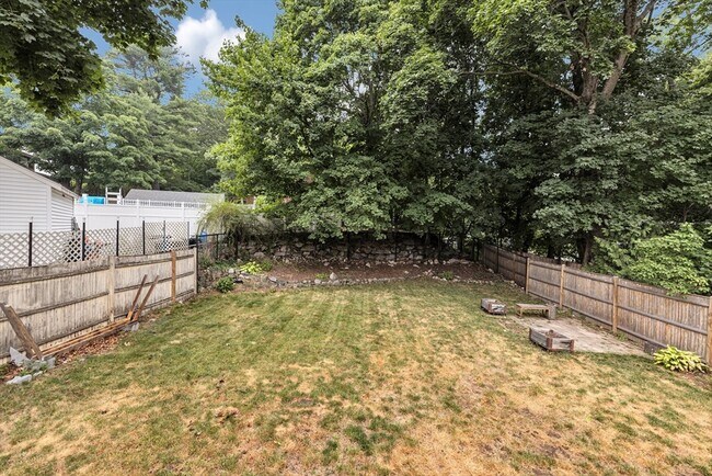 Building Photo - 153 Stimson St