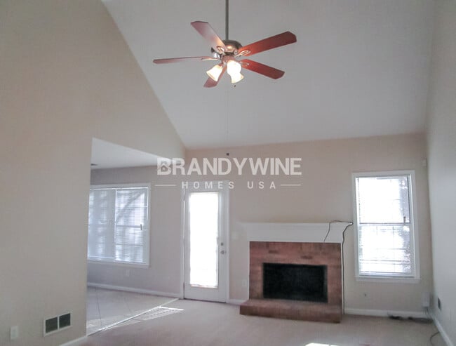 Building Photo - Home for the Holidays: Apply Now for Cozy ...
