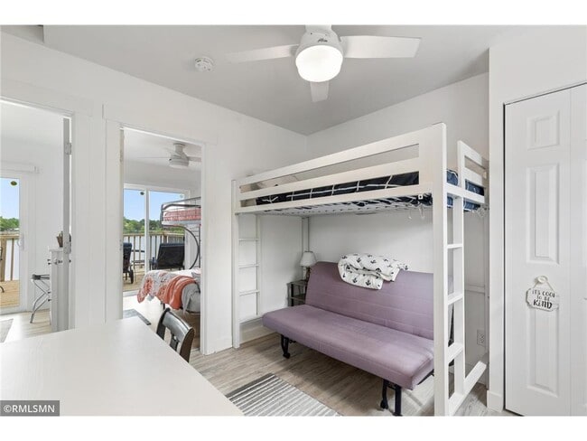 Building Photo - 28584 Lakewood Dr NW