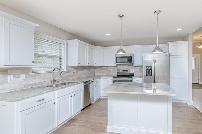 Building Photo - 5200 Shoal Creek Ct