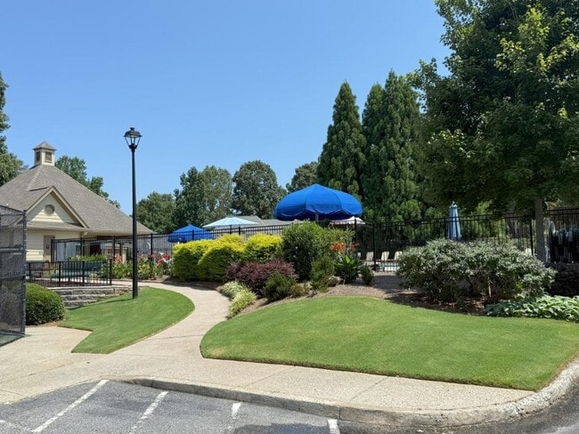 Building Photo - 11640 Vista Forest Dr
