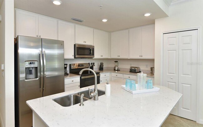 Building Photo - 17520 Gawthrop Dr