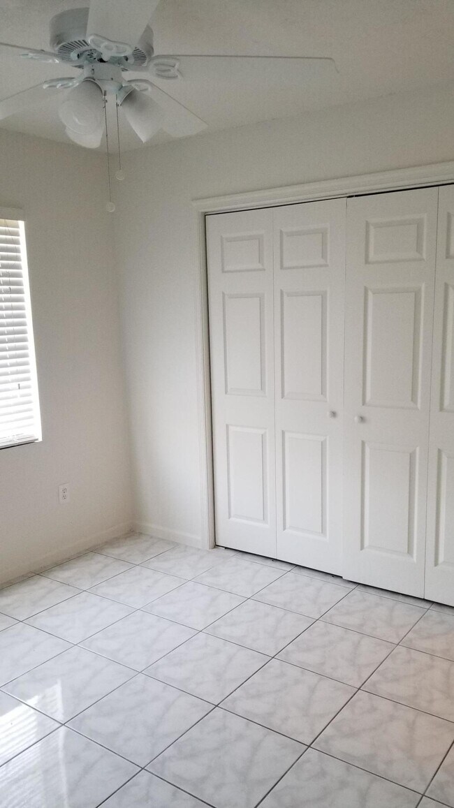 Building Photo - 14507 Larkspur Ln