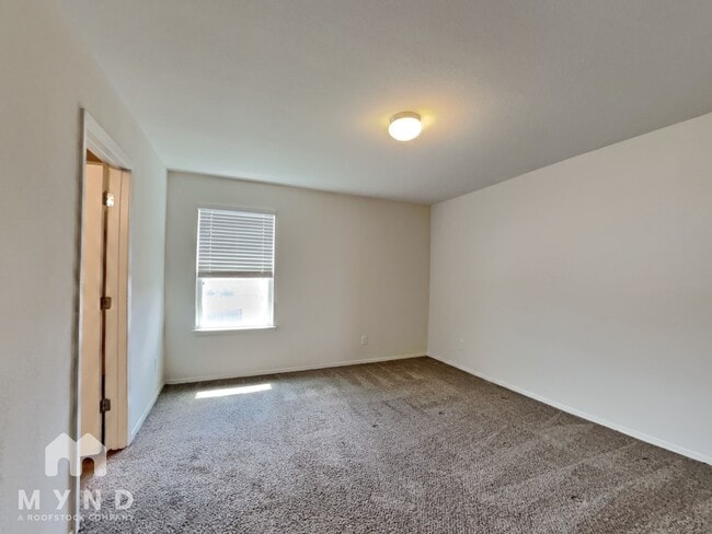 Building Photo - 9405 Apple Ridge Ln