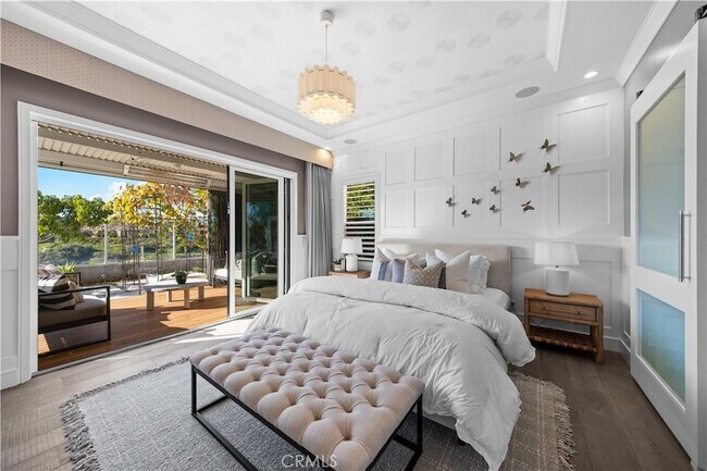 Building Photo - 58 Victoria