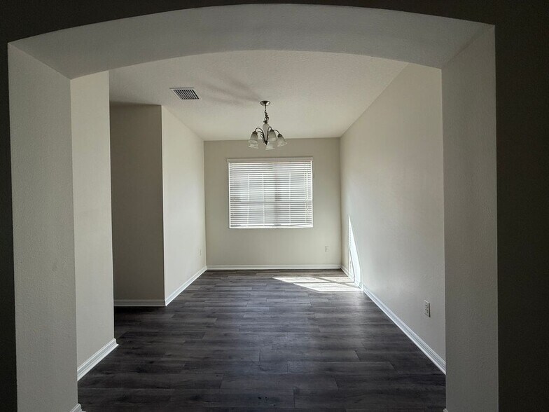 Building Photo - 1105 Windton Oak Dr