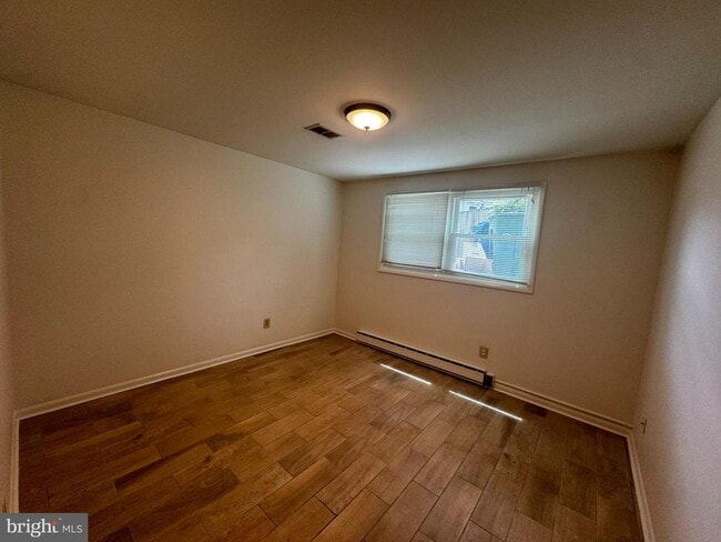 Building Photo - 2508 St John Pl