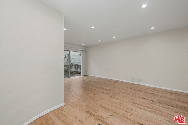 Building Photo - 1440 Veteran Ave