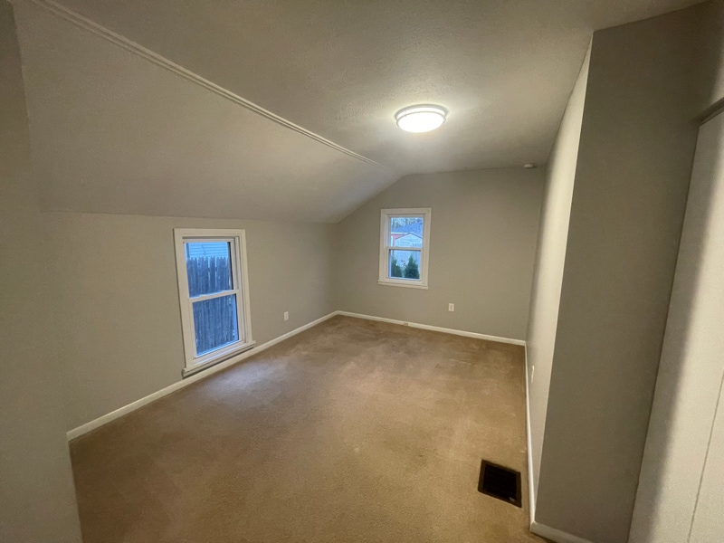 Building Photo - 36370 S Riverview Dr