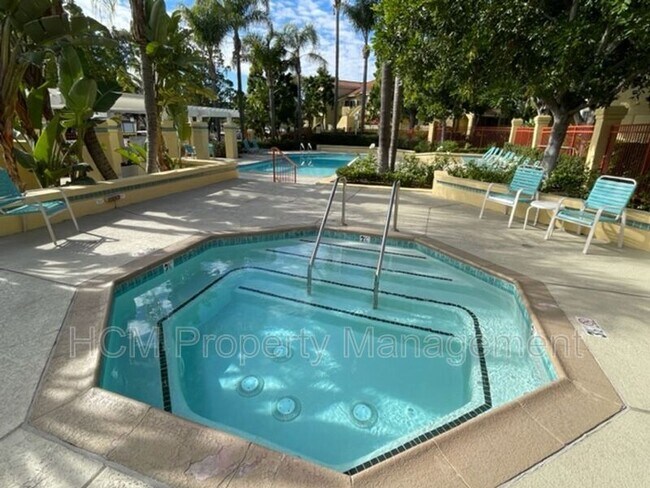 Building Photo - 113 Alberti Aisle