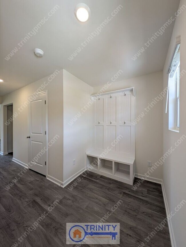Building Photo - Beautiful Brand New Build Waiting For YOU!