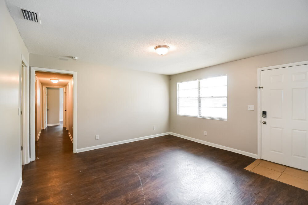 Building Photo - 6725 Cinderella Rd