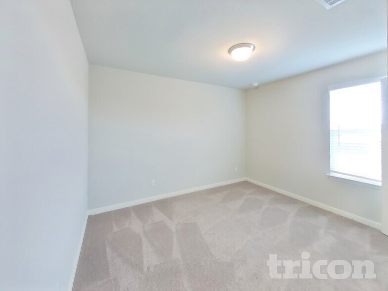 Building Photo - 5820 Zoey Wy