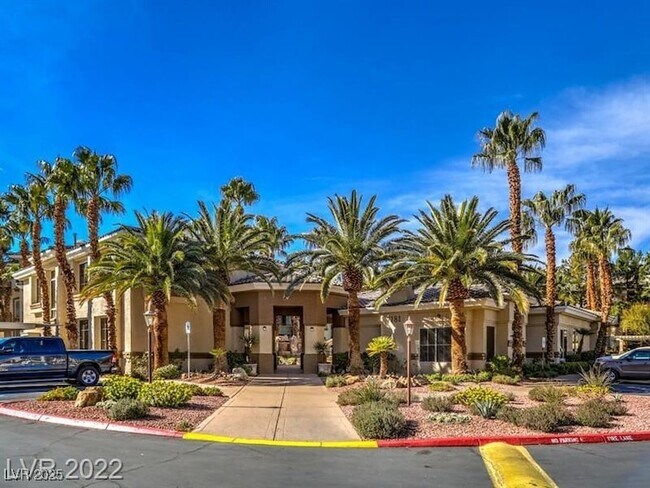 Building Photo - 7119 S Durango Dr