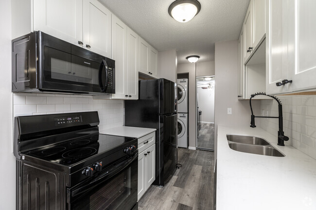 Interior Photo - Forest Park II Apartments