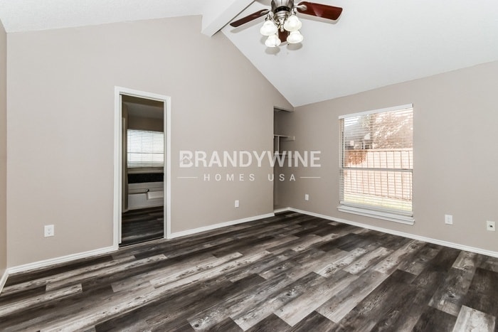 Building Photo - 2305 Randi Rd