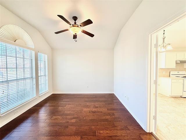 Building Photo - 2913 Dover Dr