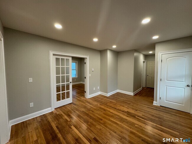 Building Photo - 403 West St