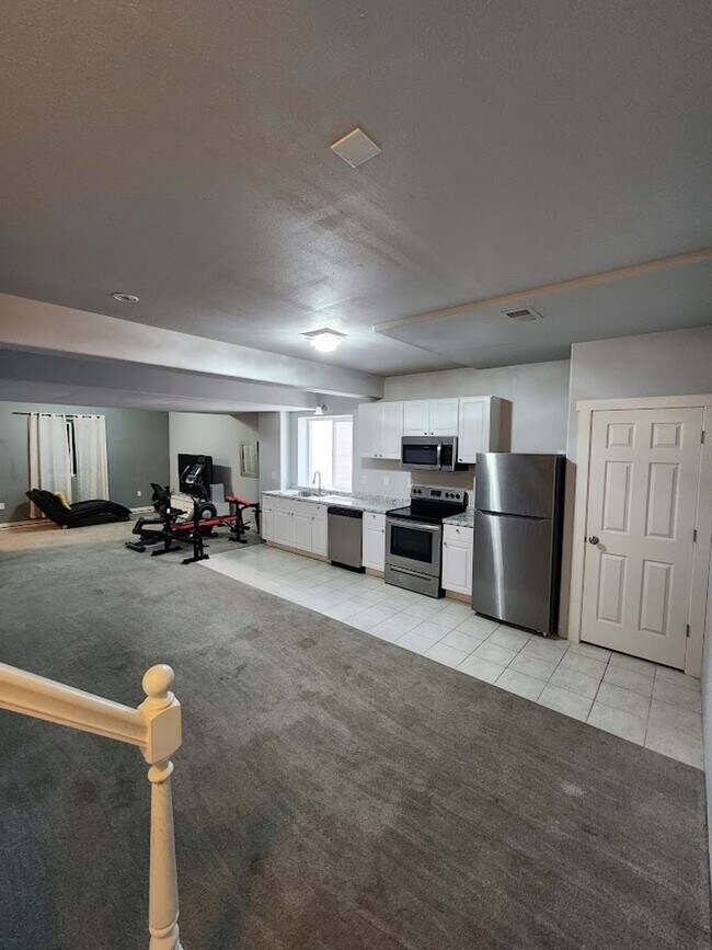 Building Photo - Long Realty & Property Management - 5 bedroom Stunning Home with Full Finished Basement