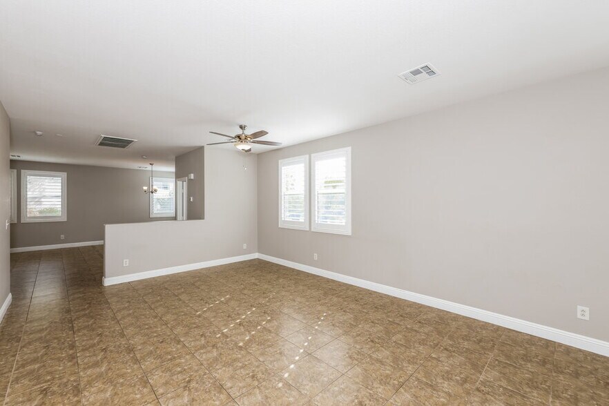 Building Photo - 3398 Jasmine Vine Ct