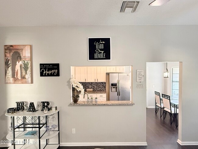 Building Photo - 7748 Pepper Cir E