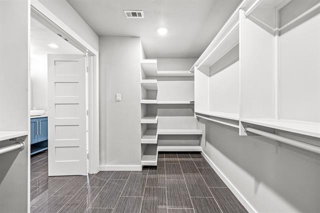 Building Photo - 8911 Diceman Dr