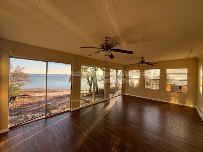 Building Photo - 1708 Briza Del Mar Dr