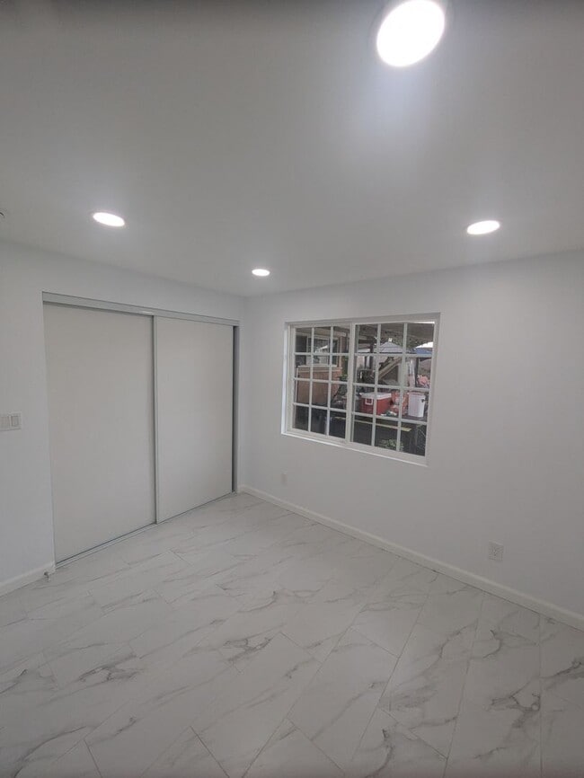 Building Photo - Charming 2/1 bath ADU- in an Ideal Location close to down town Claremont!