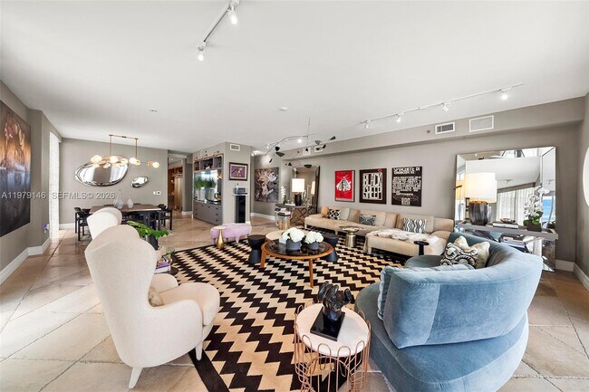 Building Photo - 5801 Collins Ave