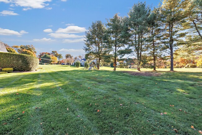 Building Photo - 41 Butternut Ln