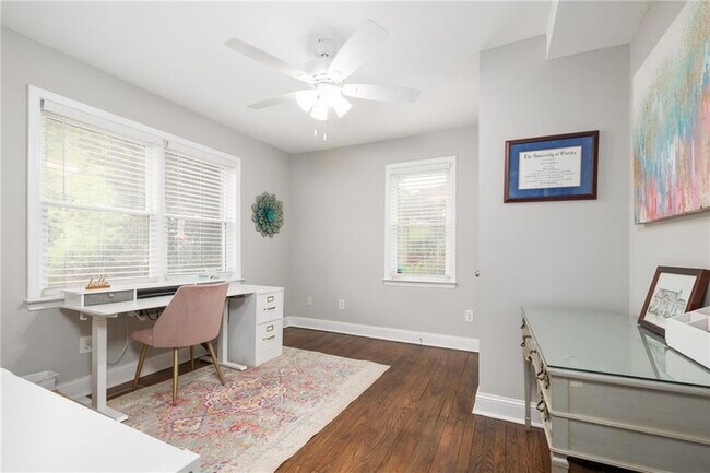 Building Photo - 365 S Howard St SE