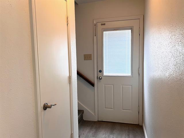Building Photo - 2121 Stone Moss Ln
