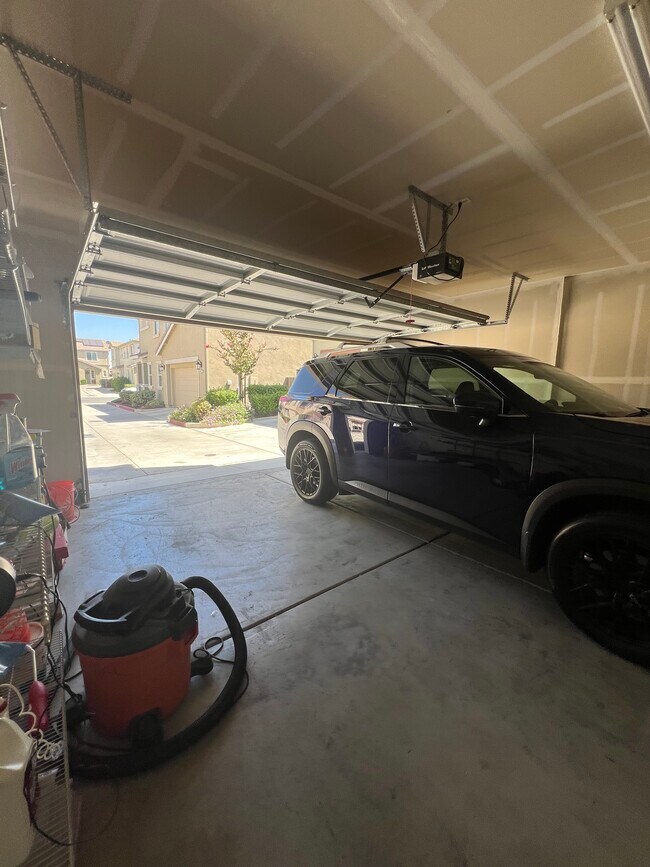 Building Photo - 1088 Gridley Dr