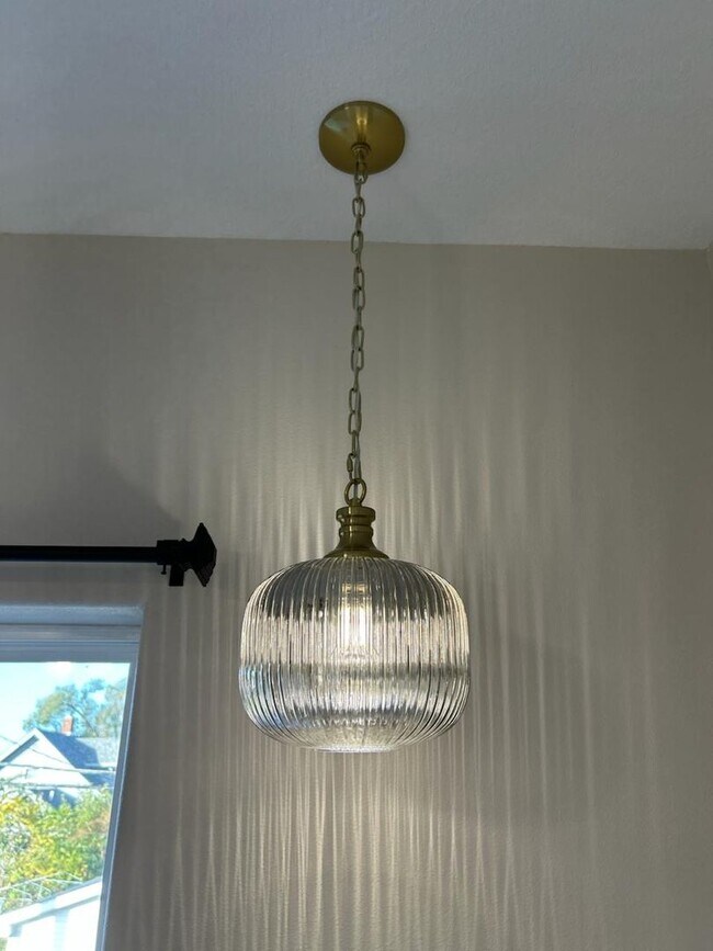 Building Photo - 940 M St SW