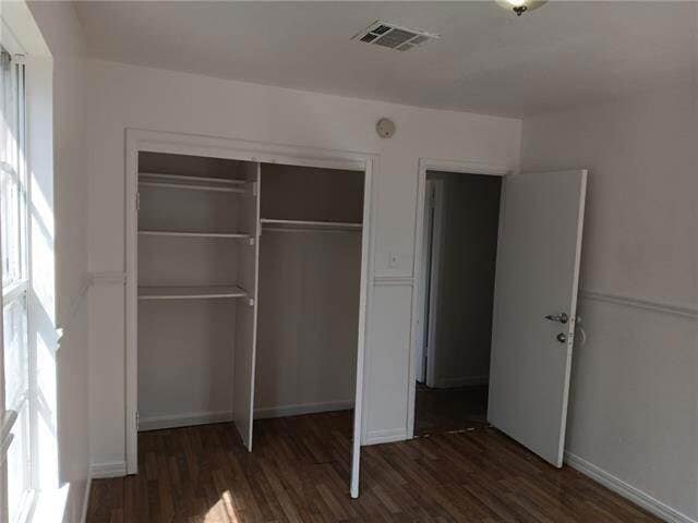 Building Photo - 3719 Delaware Ave