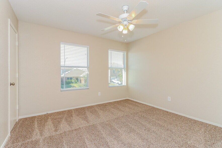 Building Photo - 7128 Little Mohican Dr
