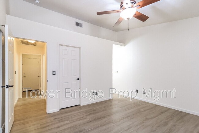 Building Photo - 4726 Stuart St