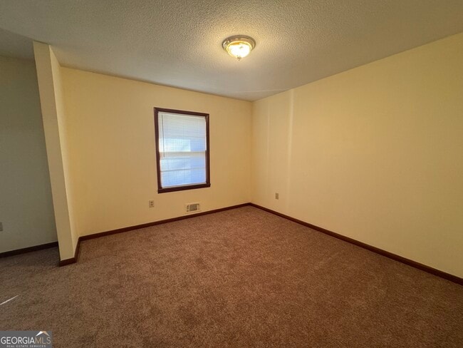 Building Photo - 17 Bunny Hop Trail