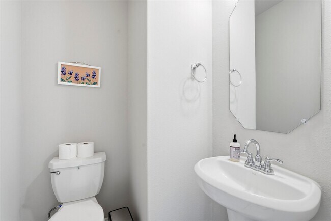 Building Photo - 10526 Cabot Trl