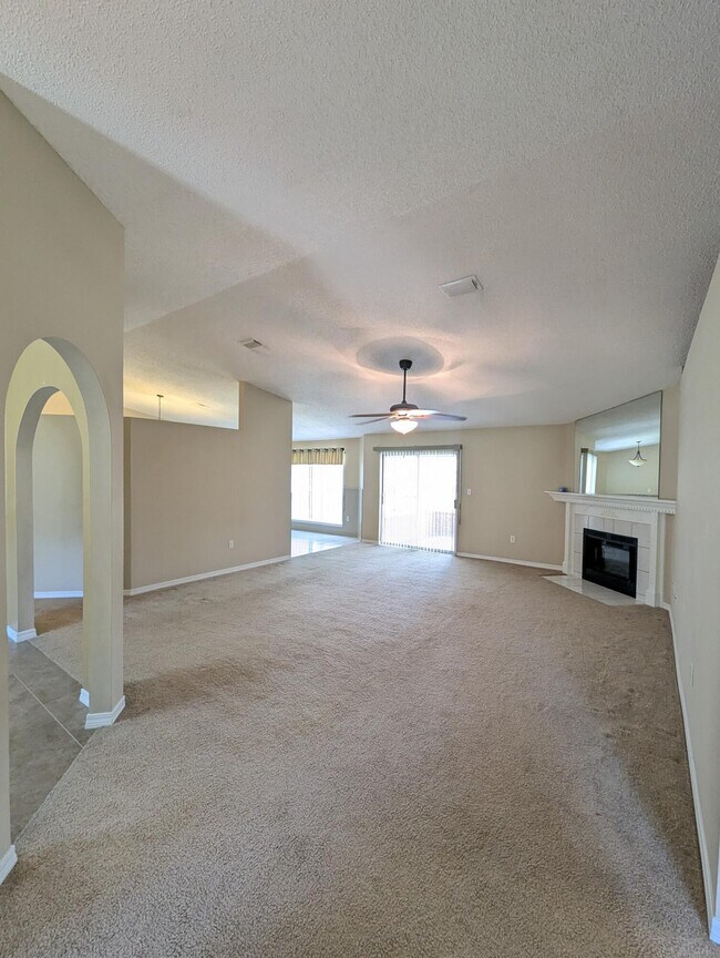 Building Photo - 7570 Pepperwood St