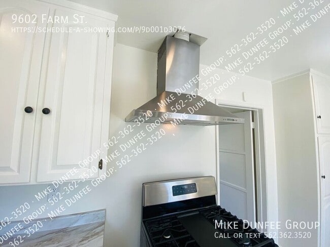 Building Photo - 9602 Farm St