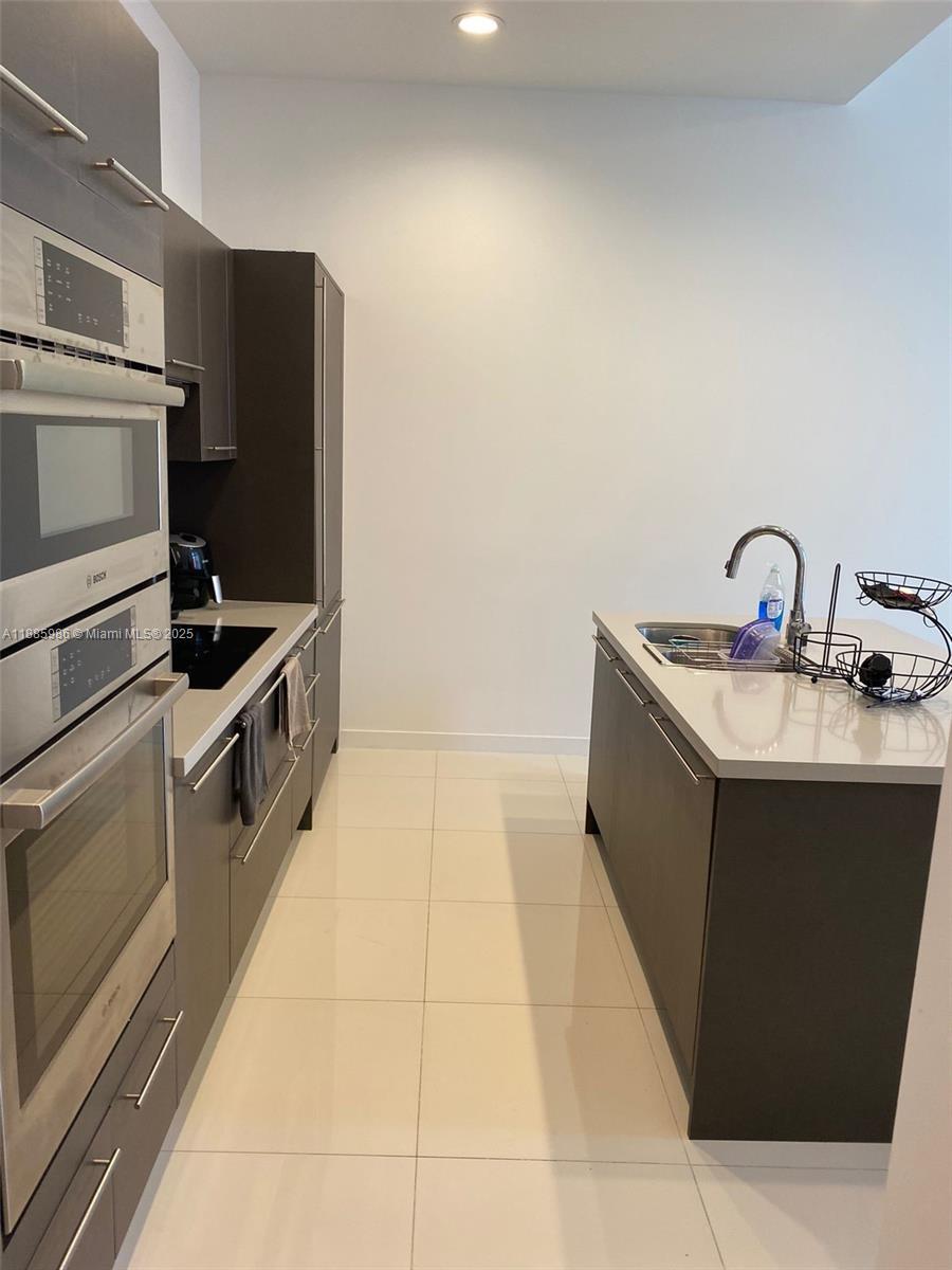 Building Photo - 7875 NW 107th Ave