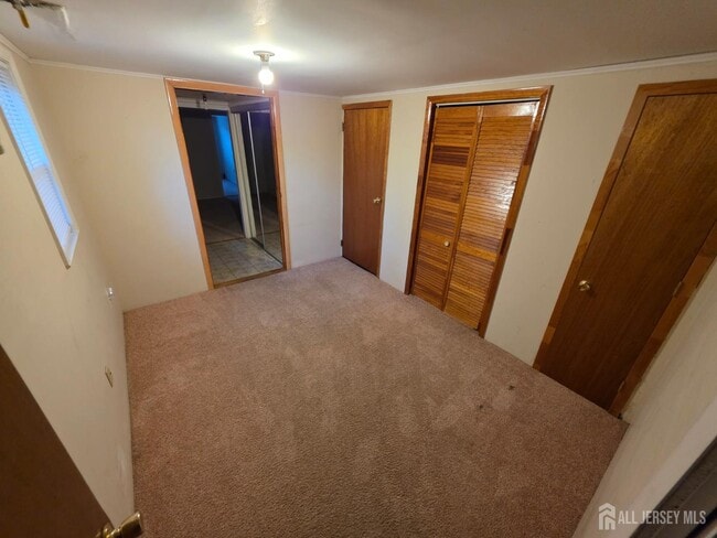 Building Photo - 236 Merchants Ave