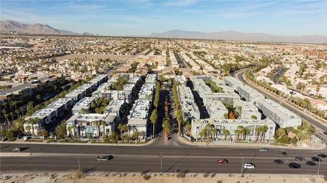 Building Photo - 9050 W Tropicana Ave