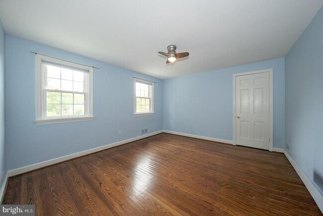 Building Photo - 538 Conestoga Rd